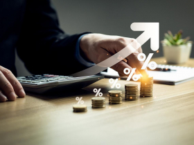 從靠ETF不燒腦月領10萬，到拆解聯準會布局！跟著達人解讀： 投資小白都懂的賺錢密碼 