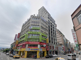 平均地權修法上路後，包棟式買樓興起！6.5億買47年商用華廈，刷新同路段9年新高紀錄