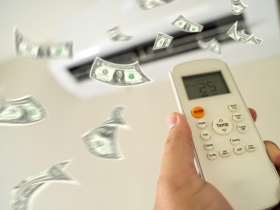 東北季風報到⋯冷氣收工前做「5件事」，不是關機就好！專家：讓它「洗洗睡」用更久，明年更省電