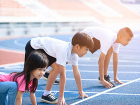 不要再管孩子考第幾名！呂秋遠給「贏在起跑點型父母」10個忠告：你都沒這麼厲害，幹嘛逼死小孩