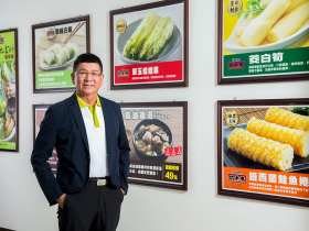 米血糕、香蕉賣到年收破10億！屏東家庭工廠拚搏42年，如記變身鮮食軍火庫，小七、好市多都它客戶