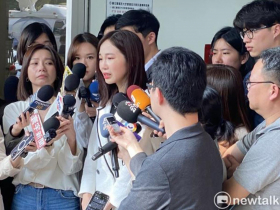 楊寶楨閃辭民眾黨2職務！因柯P偏心？開議前走人有貓膩？她痛哭「真沒內鬥」：謝謝陳智菡讓人安心