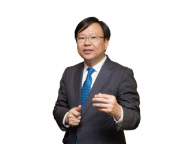 酒樓賓館，未成生意先有情