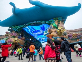 賣夢想超好賺  拆解樂園吸金術