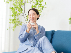 如果你結婚是為了擁有靈魂伴侶，那你是想多了！已婚女性解決溝通問題的方式：自己扛下了寂寞