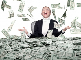 勞保給付5年內沒領就充公！她被朋友提醒「驚險追回35萬」　請領年限「只有1項」：年紀到就躺著領