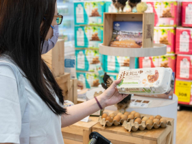 家樂福陪伴你我35年讓生活更美好  多元全通路 360度全方位服務