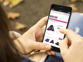 買家網購「下單2千棄單」！賣家氣炸肉搜、求償2.4萬「保管＋利息費」⋯告得成嗎？消保官這麼說