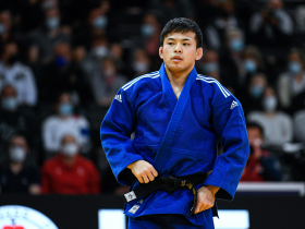 日柔道選手8強戰輸掉，拒握手不下台…他抗議判決：惡魔6秒不該存在，網友：對手靠犯規才贏