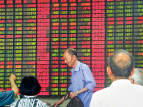 投資教戰〉單周漲20％後  空手族、套牢族必看指標  陸股基金、ETF可撿便宜？ 