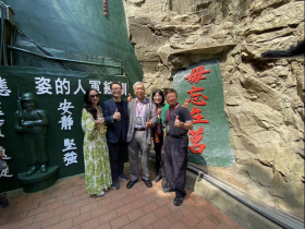 金門最鮮明印象是戰爭！碉堡、地雷…他領樂隊「坑道中奏古典樂」，謝金河：用音符詮釋愛與和平