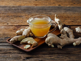 「薑茶」溫經驅寒、助血液循環…68歲陳美鳳凍齡也靠它!中醫師揭生薑功效好處:這類人慎用