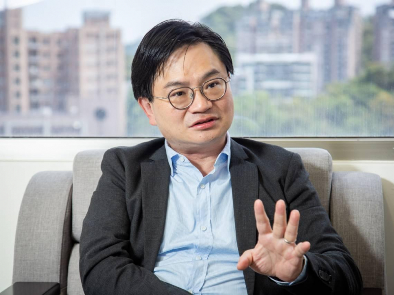 每個家庭至少要買一間房！財金教授周冠男0050存股20年、資產成長5倍：準備1年現金需求量，剩下投資這2個