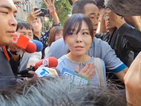 高虹安詐領11.6萬助理費、二審高院首開庭！被問是否有信心？她微笑回兩字…場邊兩人馬吵翻