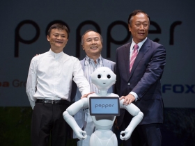 長期布局》三年百件投資案  金額破兆元 郭董靠這些祕密武器  實現10兆營收大計