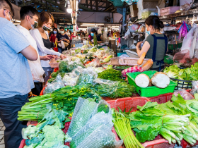 颱風接連衝擊蔬果產區！菜價飆漲難回穩…北農推「13款平價蔬菜」：優惠6天、230間超市可買