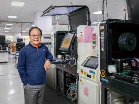 蹲好馬步迎CoWoS起飛  萬潤科技董事長 盧鏡來