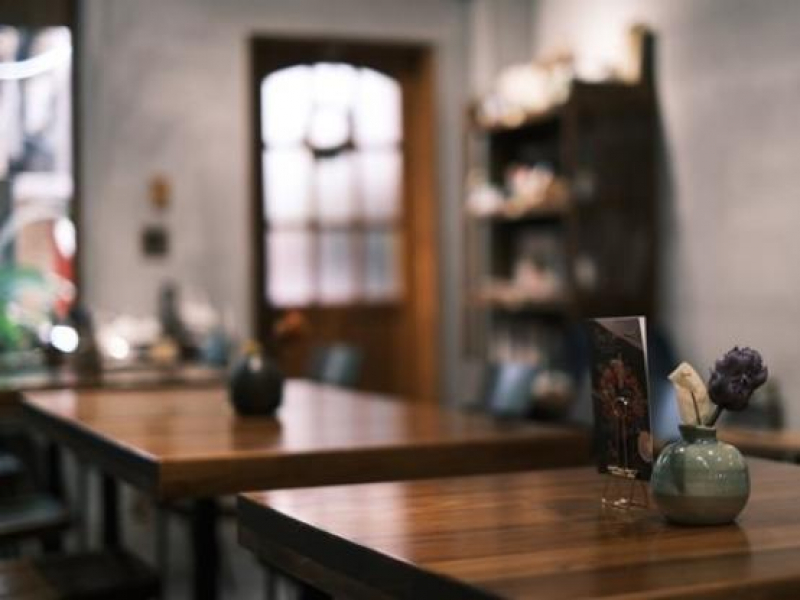 植佐咖啡花室：讓植物佐配著生活、餐飲結合花藝的咖啡店