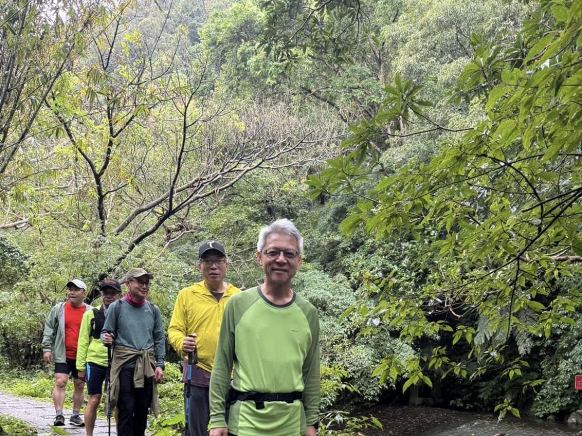 探索陽明山小徑！ 穿越狗殷勤步道眺望故宮、走進百年古圳如時光隧道，謝金河讚：隨便走都漂亮