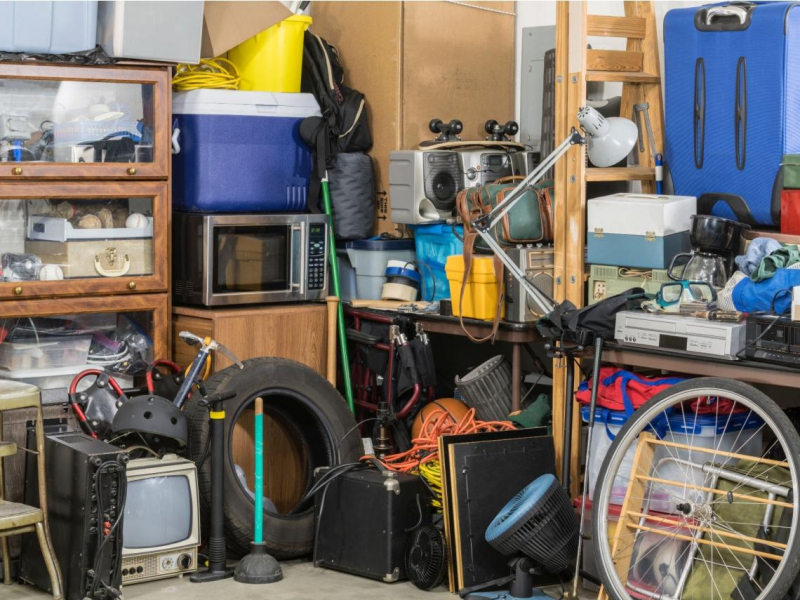 老家堆滿雜物，如何勸長輩斷捨離？用「放手」取代丟棄...5個實用建議讓全屋變清爽、空間大一倍