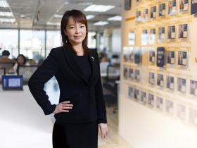 財富實踐 小櫃員變保險女王 詹采蓁：誠信  讓我把客戶攬牢牢