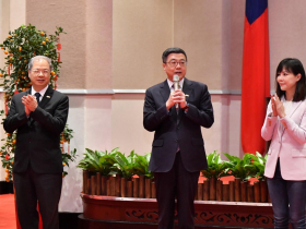 政院新春團拜，連最簡單茶點都沒了...卓榮泰致歉：差點把剩的拿出來「努力讓國家恢復正常運作」