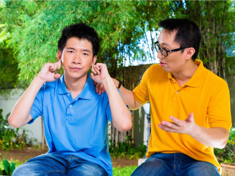 「阿公房產留給我，妳是在不爽什麼」高中生拒絕上學嗆母：我不婚不生收租一輩子...好命的孩子為何擺爛？