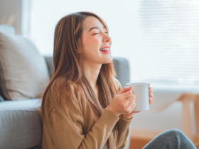 連7天「每日逾50人猝死」！兩時段最危險…醫教4招護心腦：戶外補水很重要，「這些飲料」別喝