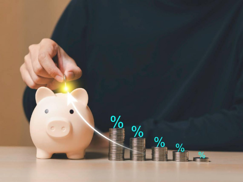 打造退休現金流，市值型勝過高股息！存股30年後股息反超車，總資產還多800萬up...高息ETF為何息利雙輸？