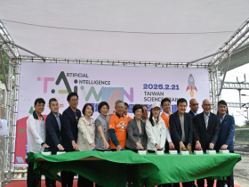 南迴科普列車首次抵達金崙！饒慶鈴與雙東學童體驗科學之旅