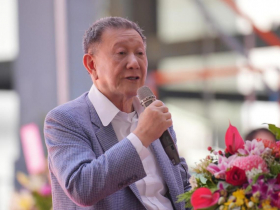 沈慶京開轟被檢察官「強Ｘ靈魂」…律師團換血：EXCEL寫志玲是我老婆就算數？黃國昌批赤裸政治鬥爭