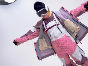 征服南極冰山的極地服裝，The North Face＋南亞SAYA做的！如何靠「邊角料」回收織物抗寒？