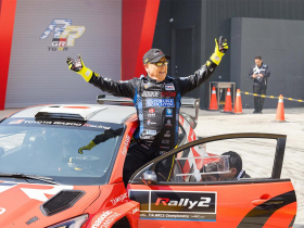 曲棍球國手與試車手