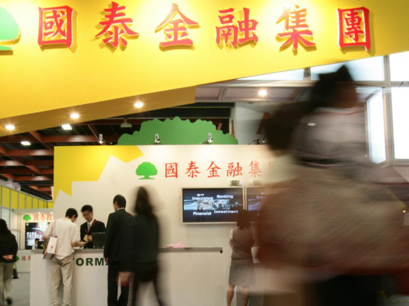 國泰金、元大金...川普關稅風暴，趁亂撿便宜金融股！台股職人私藏4檔口袋名單，這2檔殖利率上看6％