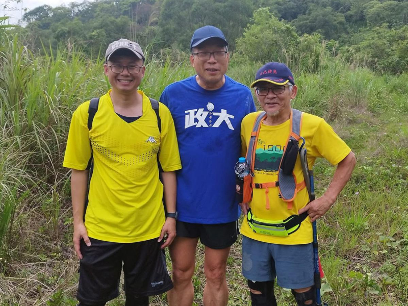 在這跑捷兔快20次，印象最深是18年前聽到他走了…謝金河：同樣的觀自在，這次桐花當主角