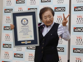 95歲阿嬤在螺絲公司工作66年，「世界最高齡總務課長」奇蹟！年輕曾曠職一週在家躺平，創辦人1句話改變人生