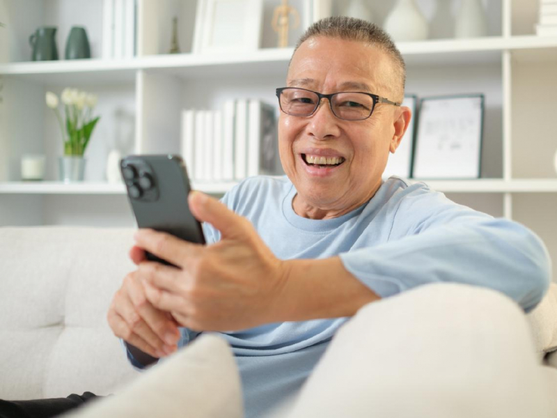 00878、00919...70歲理科阿伯存股16檔ETF、年領息76萬「一年只進出場2次」：為何我不買0050、0056