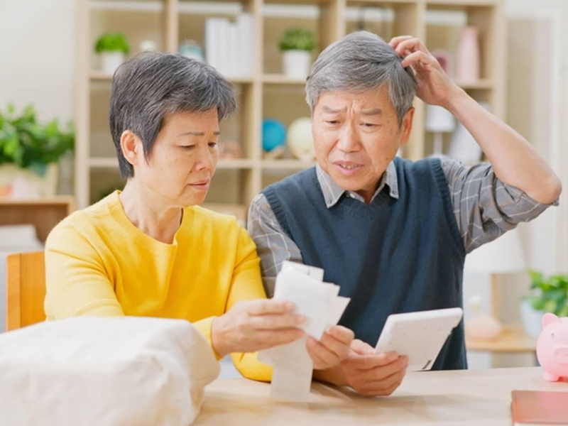 同樣擁3千萬股票退休，為何他月躺賺30萬、本金越滾越大，另一個月領7萬5、賣股過活？現金流多3倍的秘密