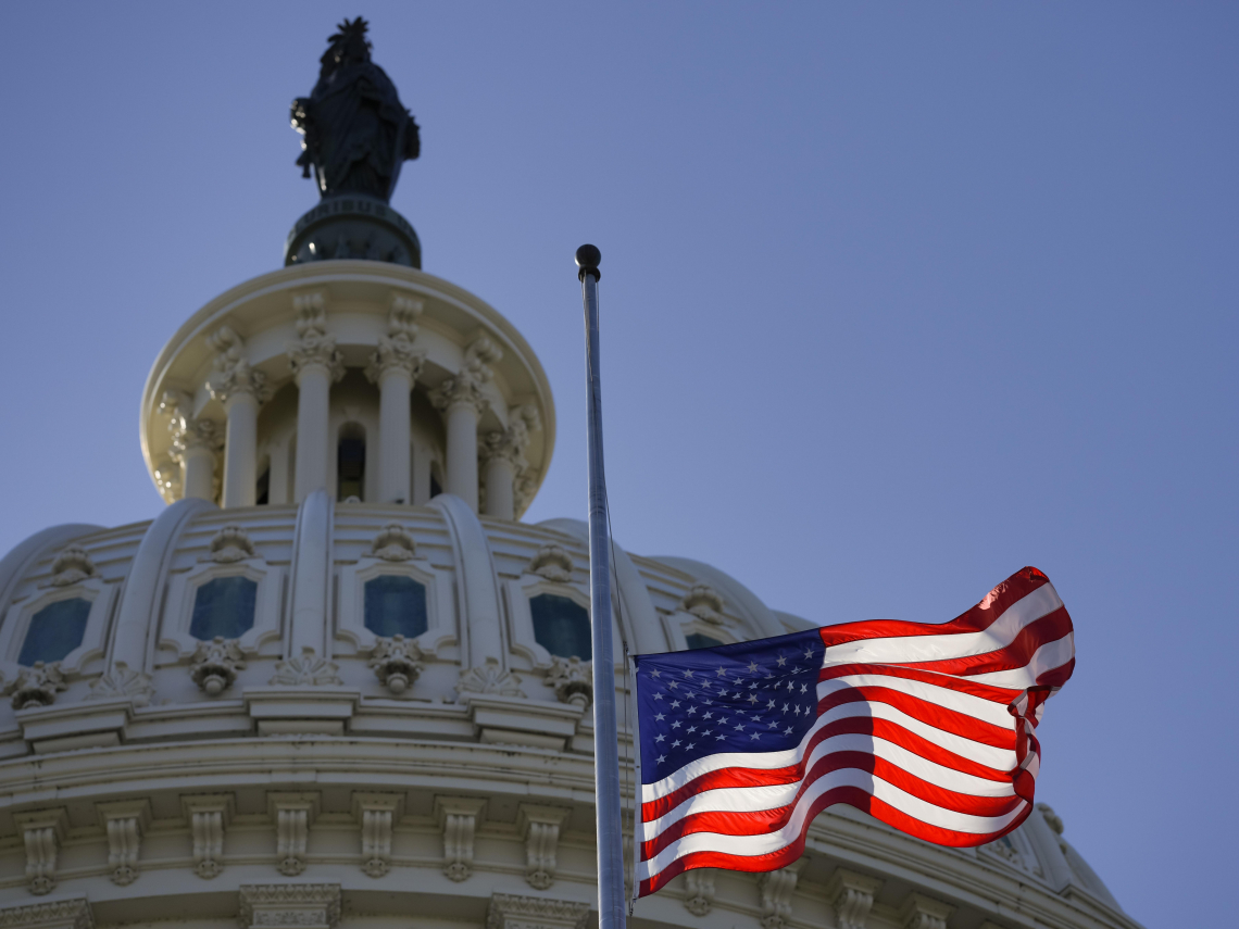 美債還能買？美國信評再被砍…最後「AAA頂級評級」遭穆迪摘除！世界最大經濟體被降等，白宮說話了