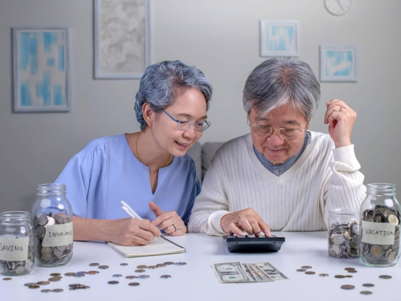 80歲夫妻All in一檔股票，賺飽退休金！40年投資老手勸收手「翻倍無感、腰斬會致命」別讓貪婪毀了晚年