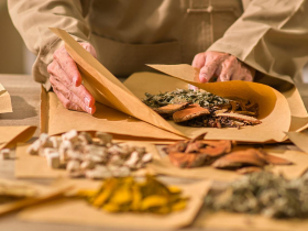 藥理機轉不同  搭配西醫可縮短病程、防重症　從預防到治療  中醫抗流感有撇步