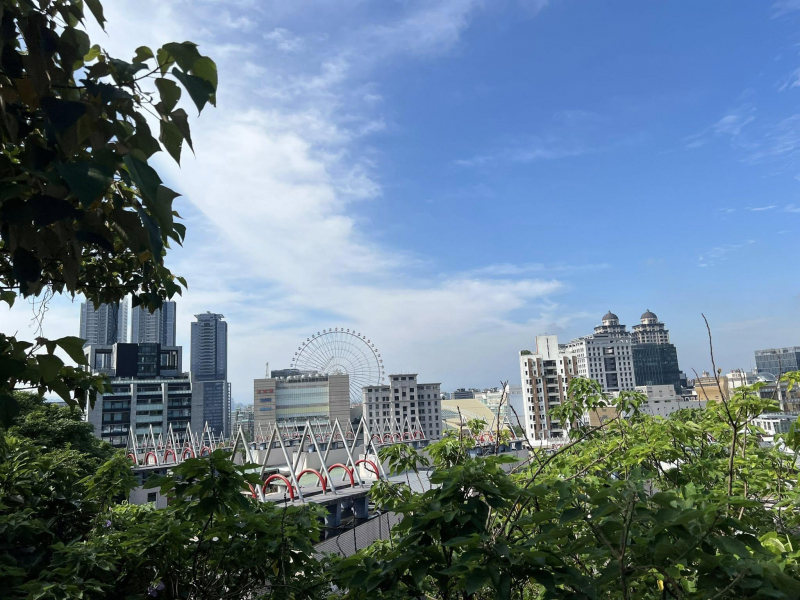 上工前先獨自爬山！走過「圓山十美」、沿路拜拜再一路跑下山，老謝嗨喊：人生隨意走也能走出好風景