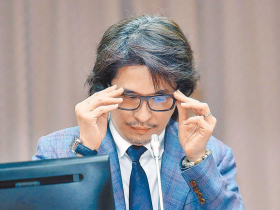 葉丙成涉洩密性平案惹議！道歉文竟多位名校教授「聲援」，一票人驚：為何力挺二度傷害學生的官？