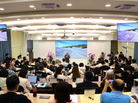 數學天才教出尹衍樑　王金平再披教袍任東海教授 睽違60年人生第一門學分課，將再造第二位企業傳奇