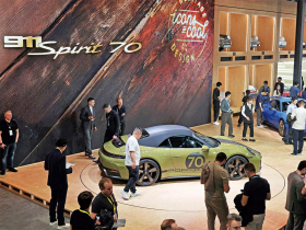 德國製造反成負擔  百年豪車廠股價腰斬 需求下滑與關稅重擊 保時捷陷空前困境