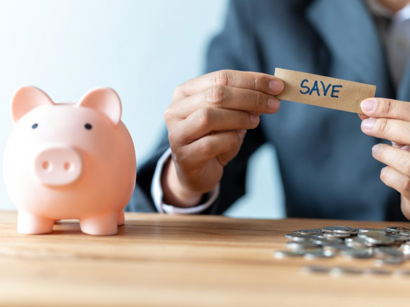 40歲了，別說存款100萬，連一半都沒有怎麼辦？他5年從零存到500萬：「無痛存錢法」脫離月光族