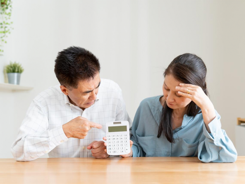 年輕時買0050、006208賺價差，退休存00878、00919領股息...為何恐淪下流老人？他在股市賺千萬揭ETF三大盲點