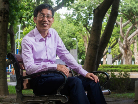 年薪沒266萬，其實不需要勞退自提？6％薪水改存0050，「這樣存」多賺690萬退休金