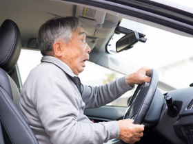 全台250萬糖尿病友注意！血糖低於「1數值」損判斷力、頭暈手抖、反應遲鈍…開車遇「低血糖」這樣自救