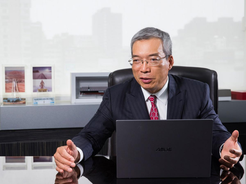 上海最高檔路段租金腰斬、飛英國機票只要1萬元…很不尋常！謝金河：中國通縮正在加劇的路上